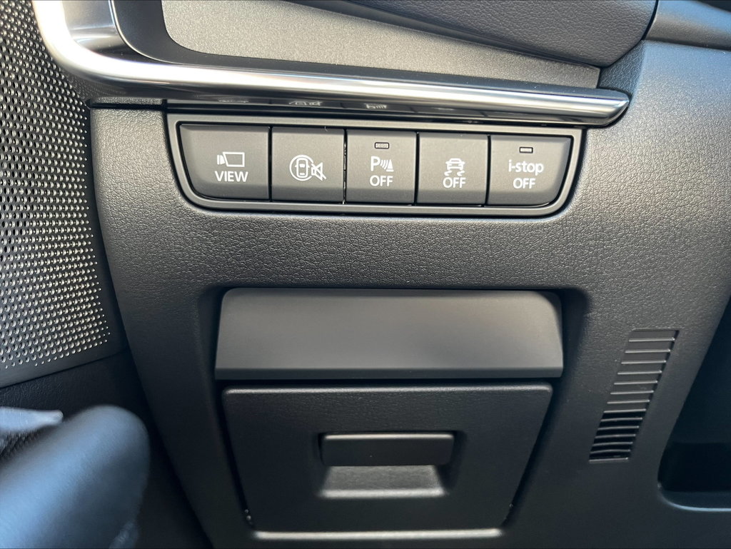 MAZDA 3 2.5L e-SKYACTIV G 140ps 6AT FWD Exclusive-line MAZDA 3 2.5L e-SKYACTIV G 140ps 6AT FWD Exclusive-line