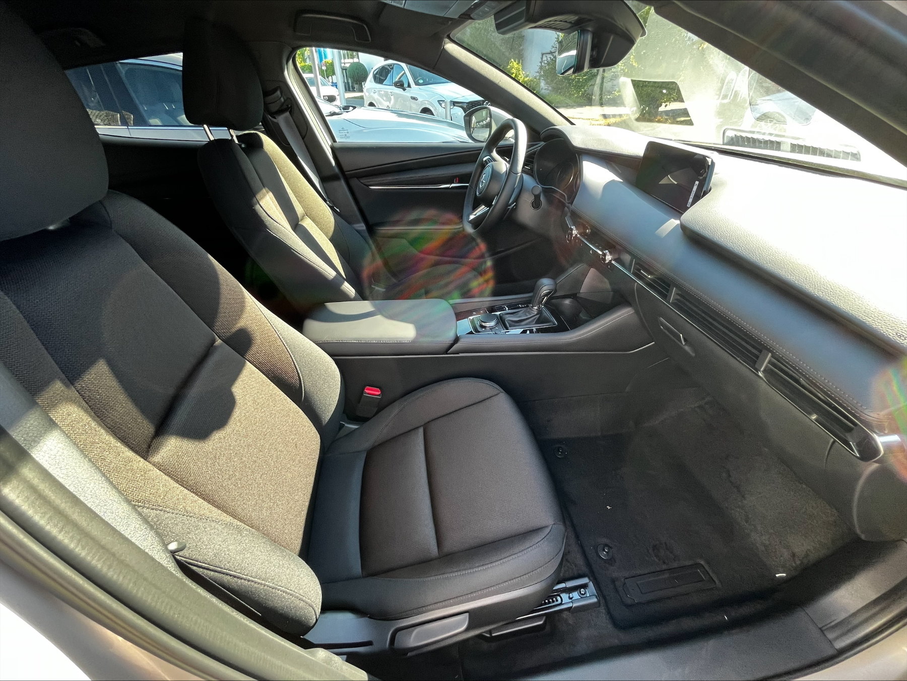 MAZDA 3 2.5L e-SKYACTIV G 140ps 6AT FWD Exclusive-line MAZDA 3 2.5L e-SKYACTIV G 140ps 6AT FWD Exclusive-line