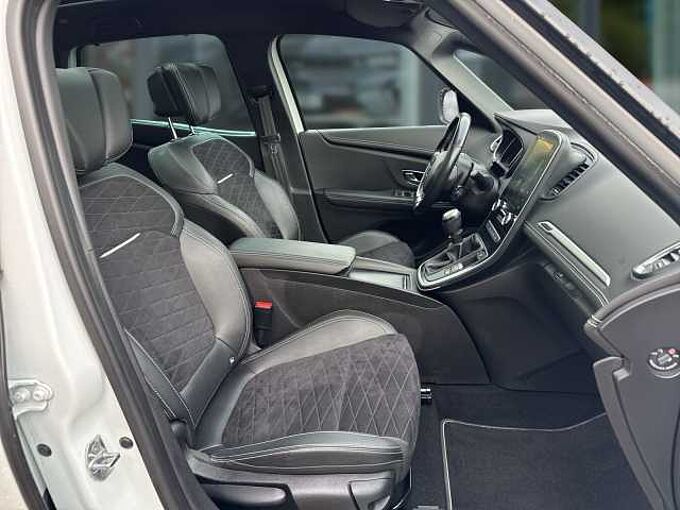 Renault Scenic BLACK Edition TCe 140 GPF