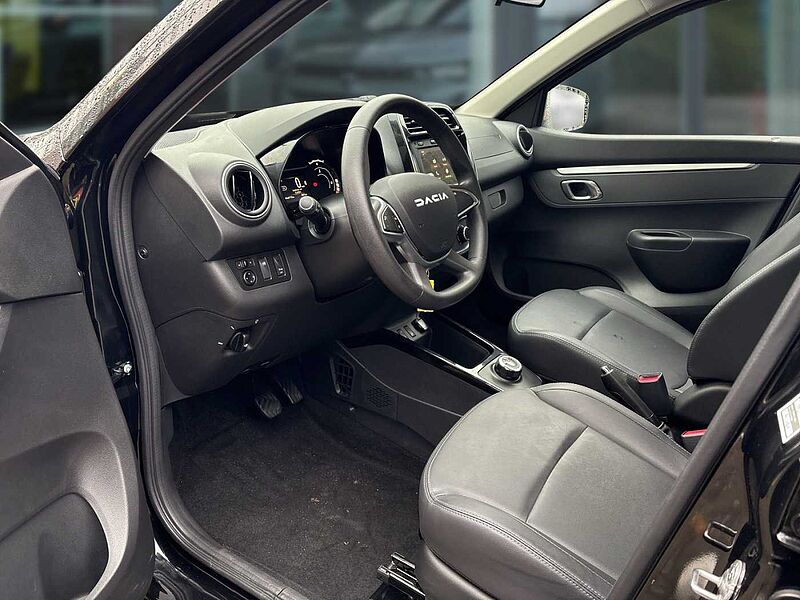 Dacia Spring Essential