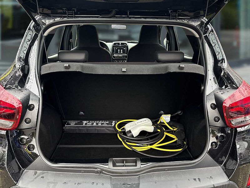 Dacia Spring Essential